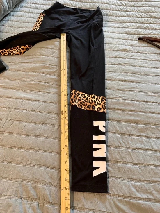 PINK Victoria's Secret Black Ultimate Leggings with Leopard Trim Size Medium - Picture 6 of 9